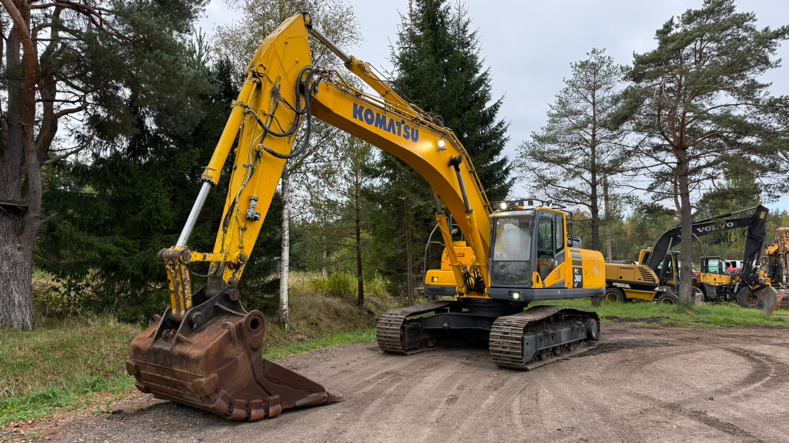 Komatsu PC360LC-10