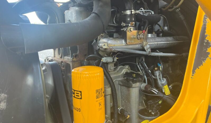 JCB 4CN full