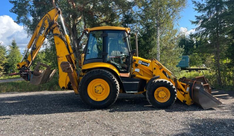 JCB 4CN full