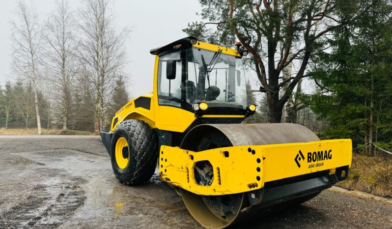 BOMAG BW213 BVC-5 full