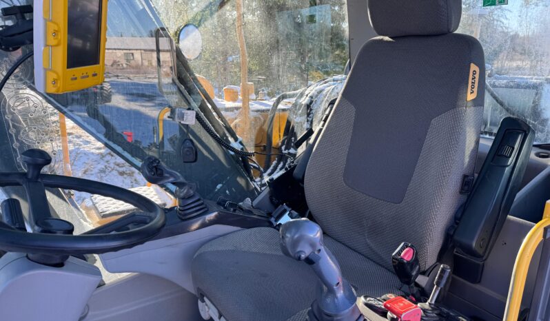Volvo EW160C full