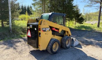 CAT 226D full