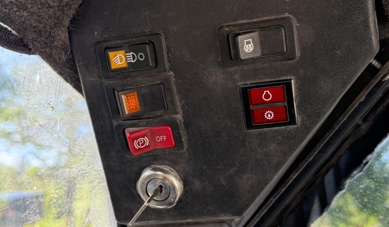 Bobcat 553 full