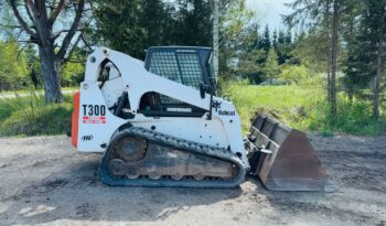 BOBCAT T300 full