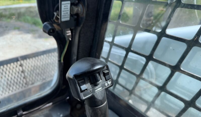BOBCAT T300 full