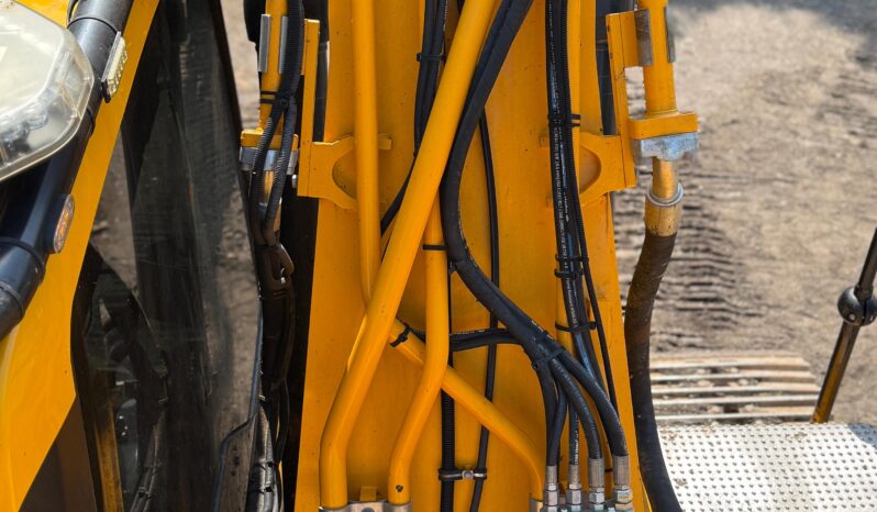 JCB 220X LC full