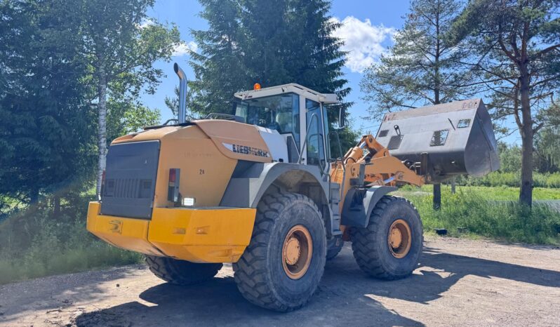 Liebherr L544 full