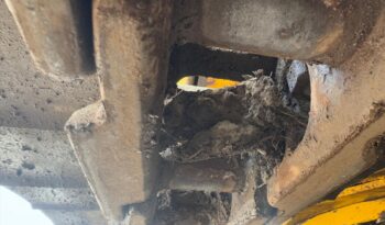 New Holland E 215 full