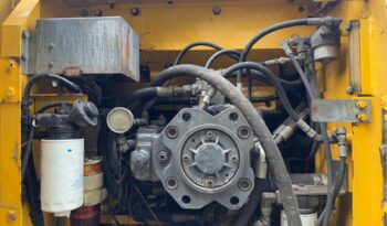 New Holland E 215 full