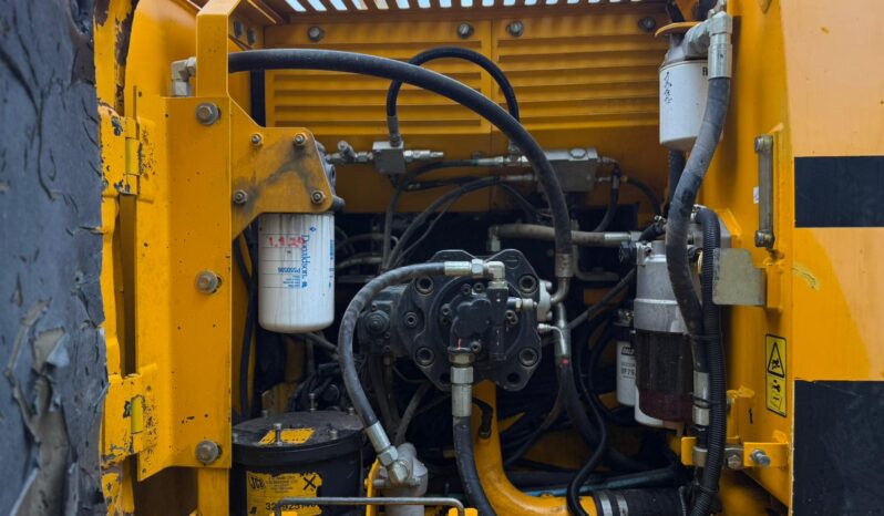 JCB JS210LC full