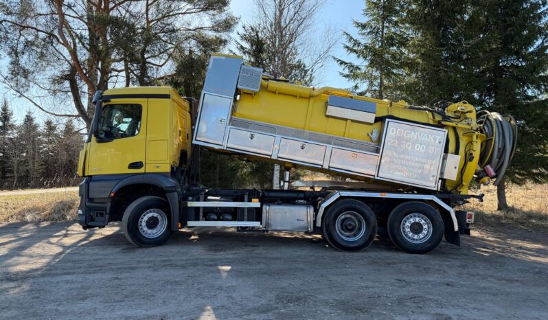 Mercedes-Benz Arocs full