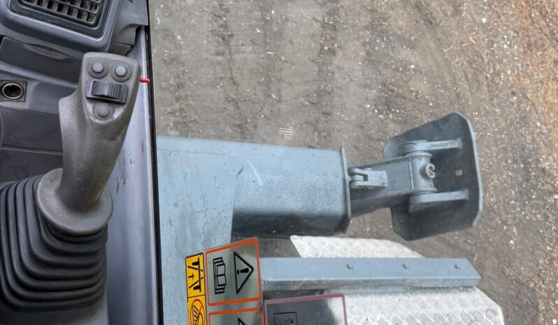 Komatsu PW220 full